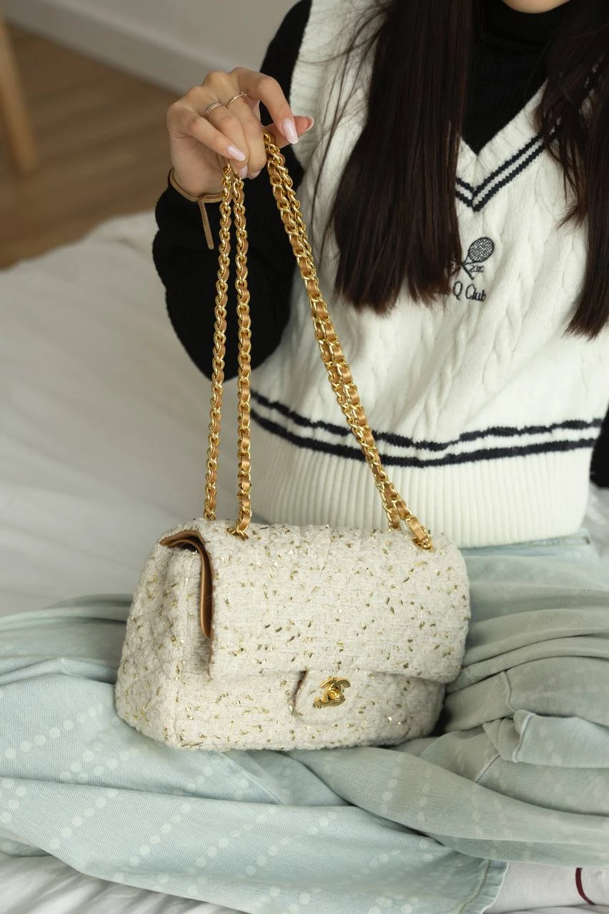 Chanel 11.12