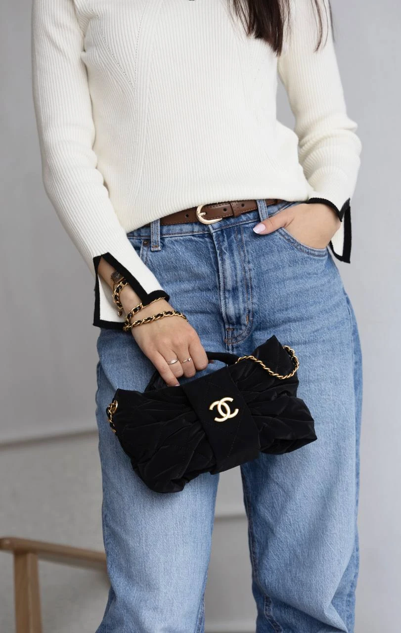 Chanel Mini Bow Black/Gold