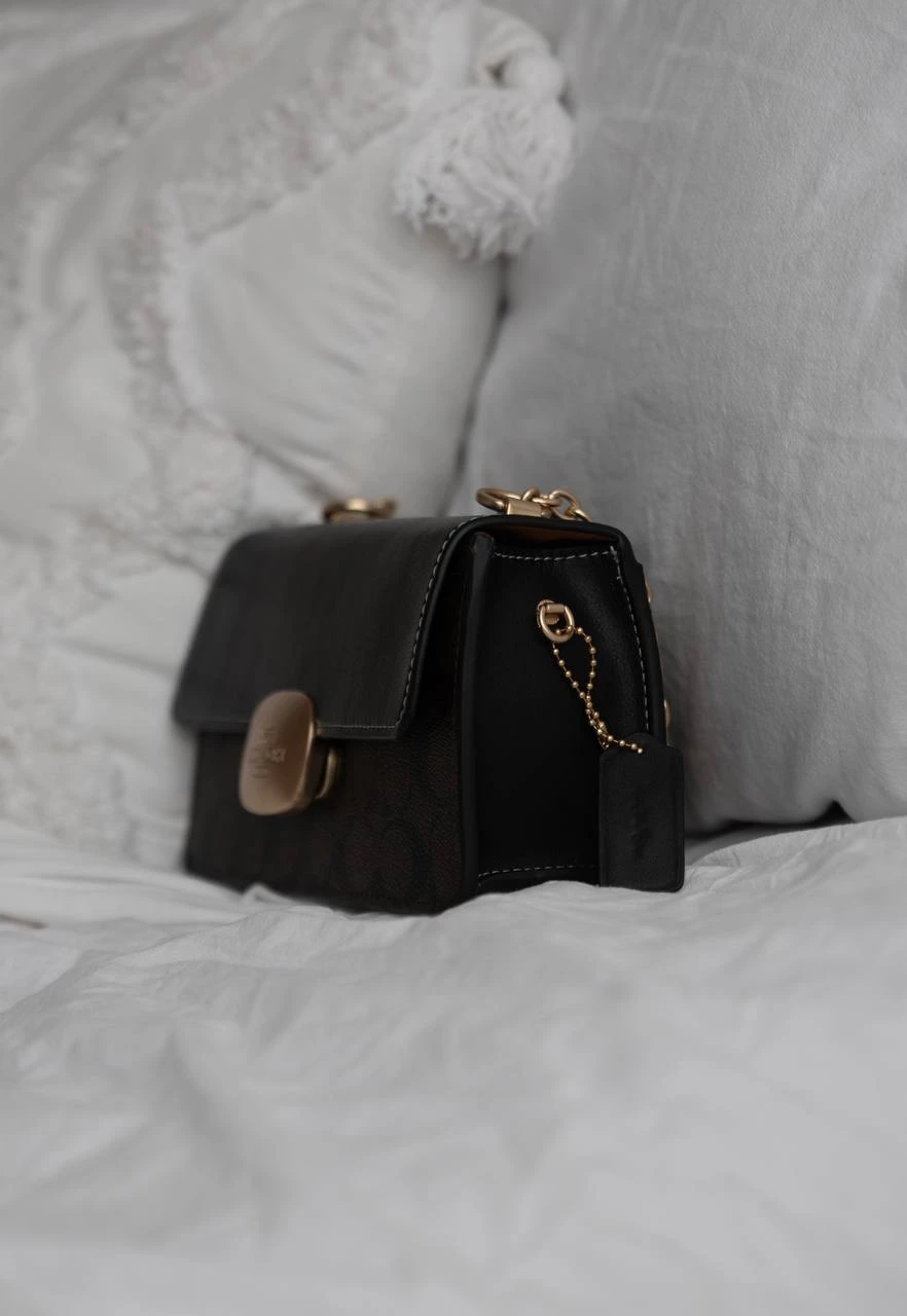 Coach Eliza Flap Crossbody Black/Bronze - Зображення 5