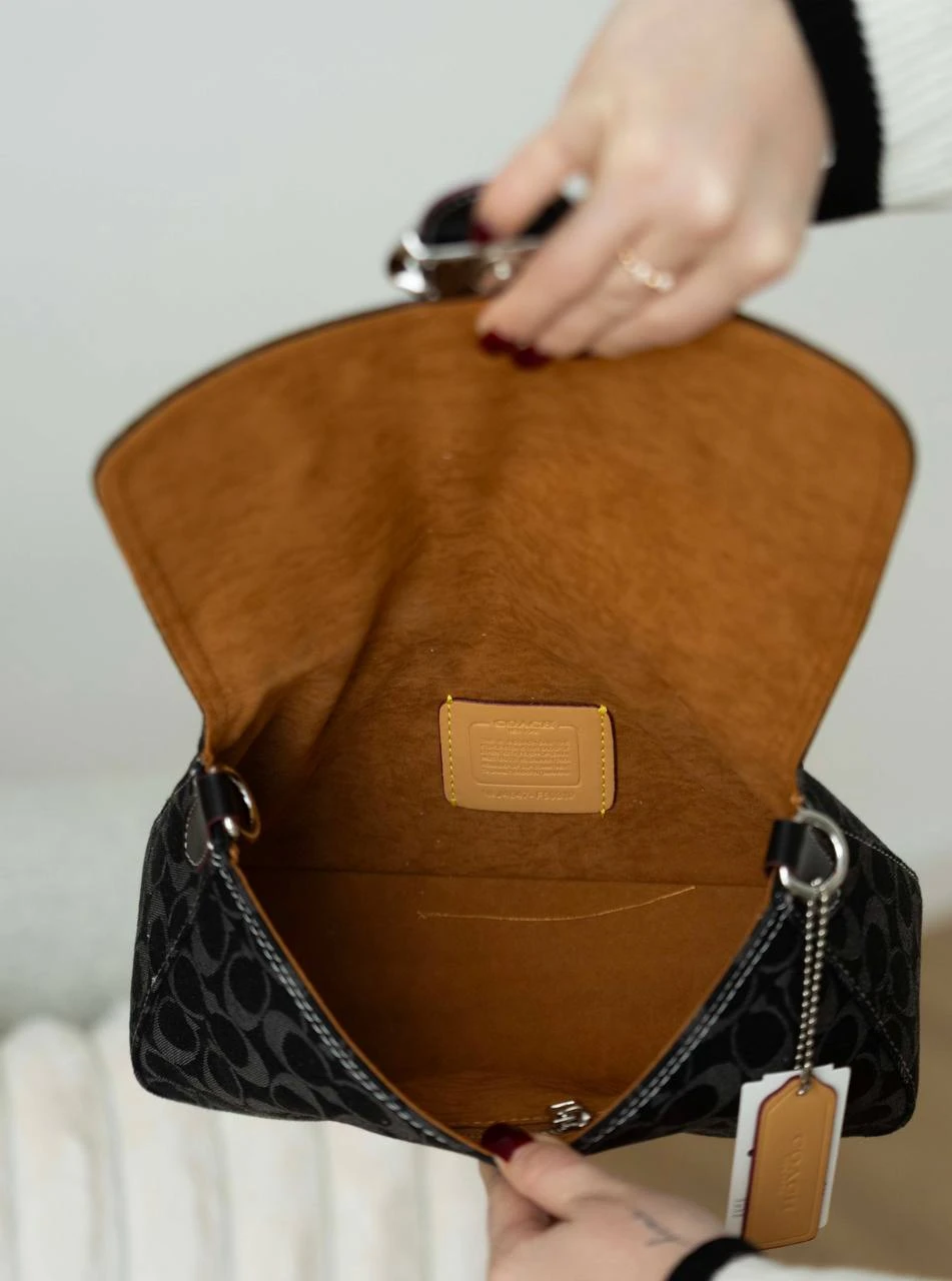 Coach Soft Tabby Black/Silver - Зображення 6