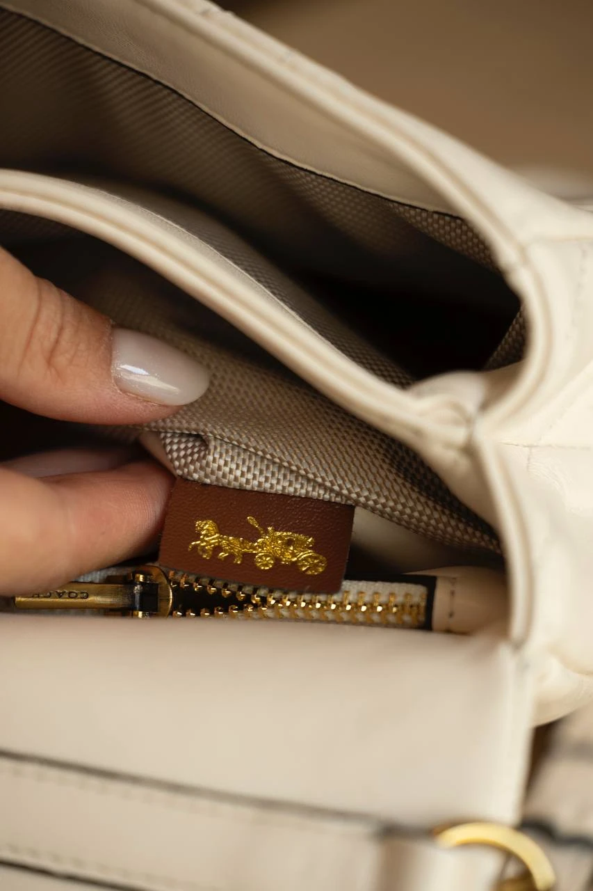 Coach Square Tabby White/Gold - Зображення 7