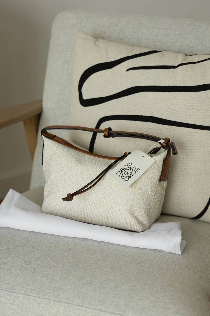Loewe Cubi Anagram Small Canvas/Gold - Зображення 10