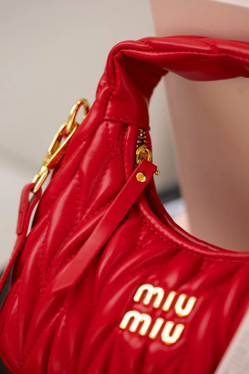 Miu Miu Wander Matelassé Nappa Red/Gold - Зображення 11